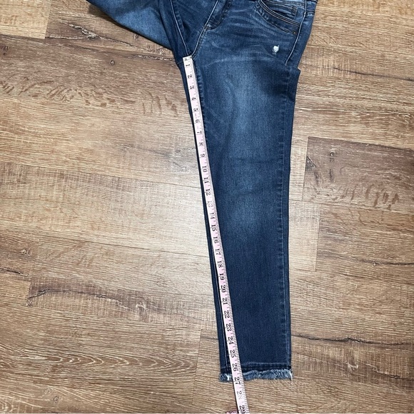 DEMOCRACY AB Technology Distressed Medium Wash Raw Hem Skinny Jeans Size 8 - Picture 11 of 11